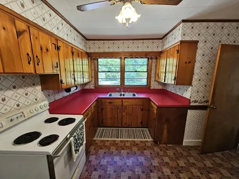 37 Eaton Road Swanzey NH 03446