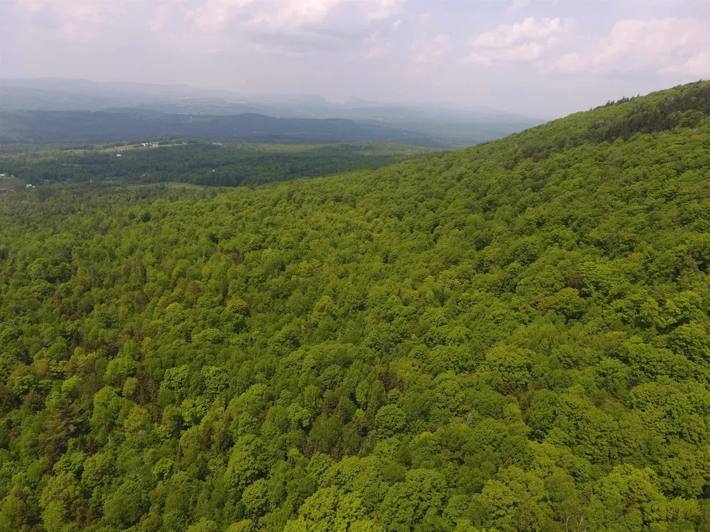 Bennett Road Kirby VT 05832