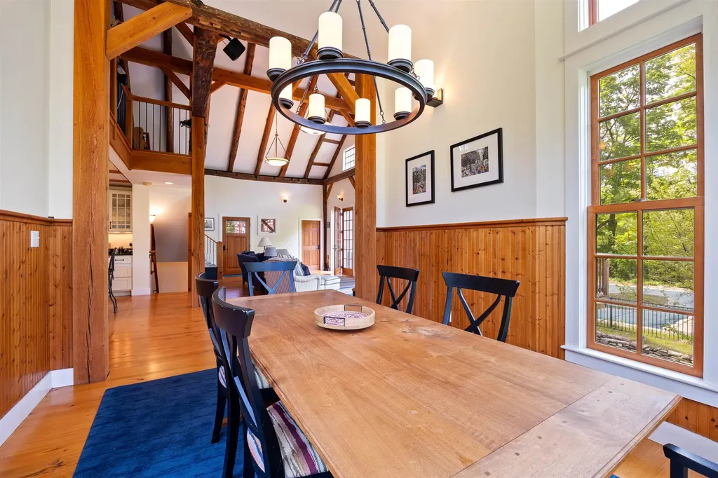 10 Wiswall Hill Road Newfane VT 05345