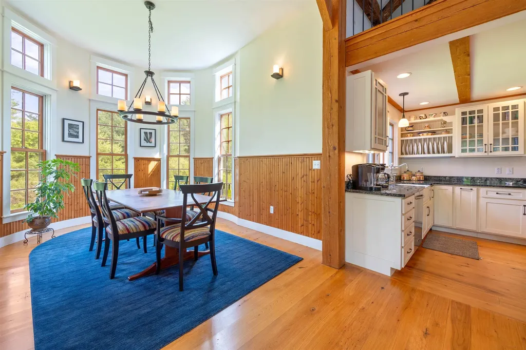 10 Wiswall Hill Road Newfane VT 05345