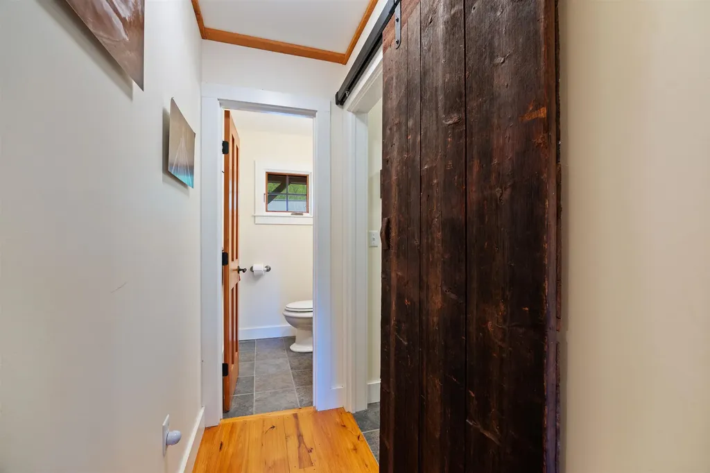 10 Wiswall Hill Road Newfane VT 05345