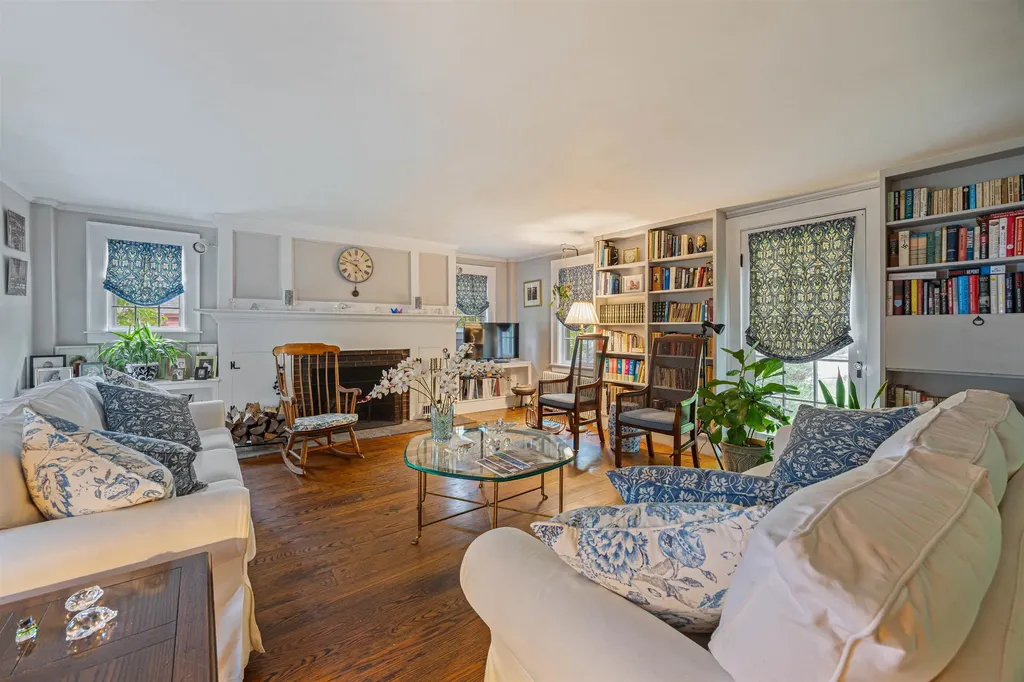 10 Wiswall Hill Road Newfane VT 05345