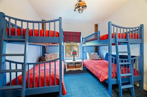 10 Wiswall Hill Road Newfane VT 05345