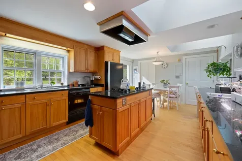 10 Wiswall Hill Road Newfane VT 05345