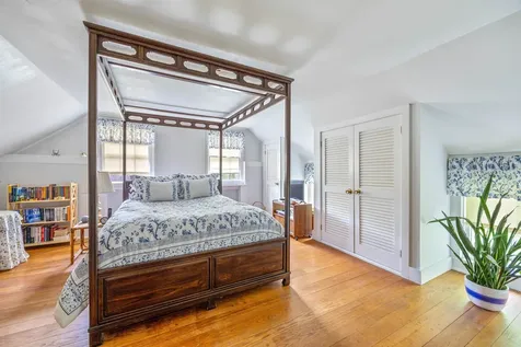 10 Wiswall Hill Road Newfane VT 05345