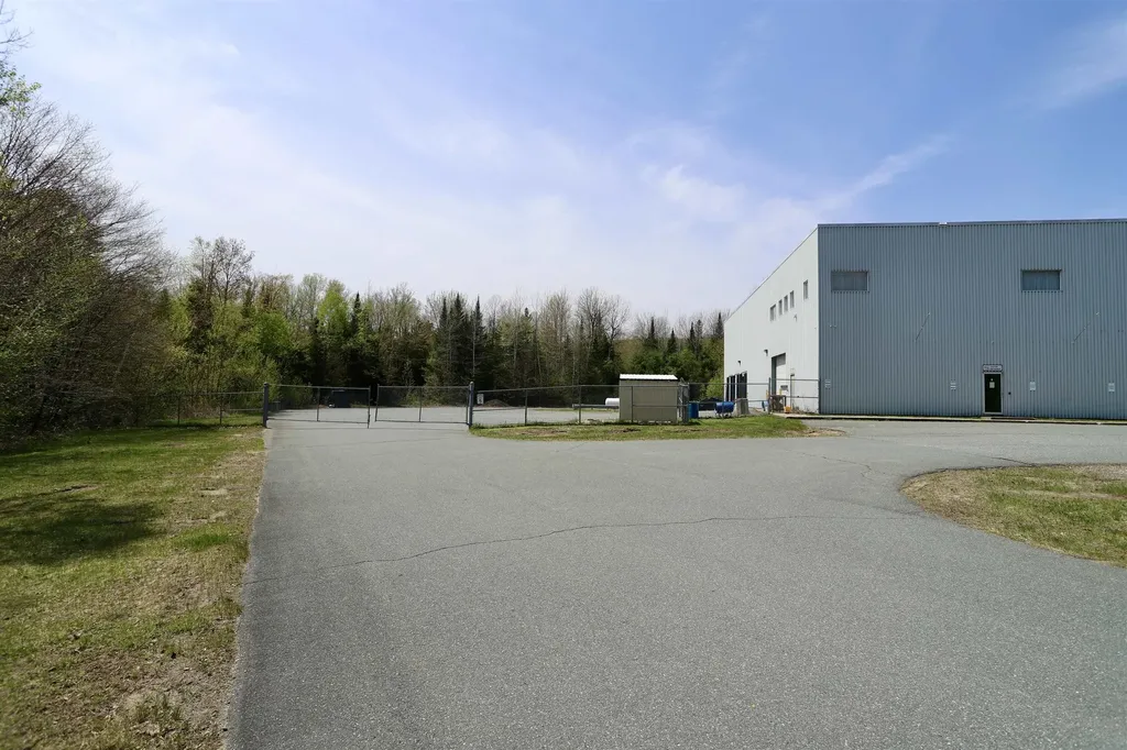 1227 Industrial Parkway St. Johnsbury VT 05819