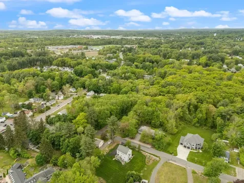 5 Highland Avenue Salem NH 03079