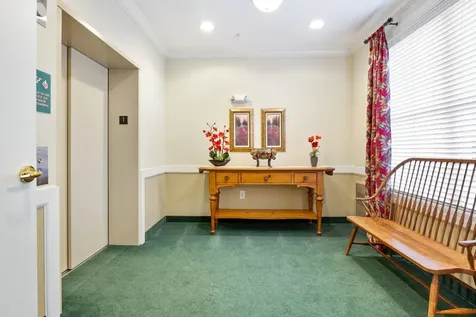 5 Sally Sweets Way Salem NH 03079