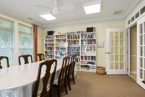 5 Sally Sweets Way Salem NH 03079