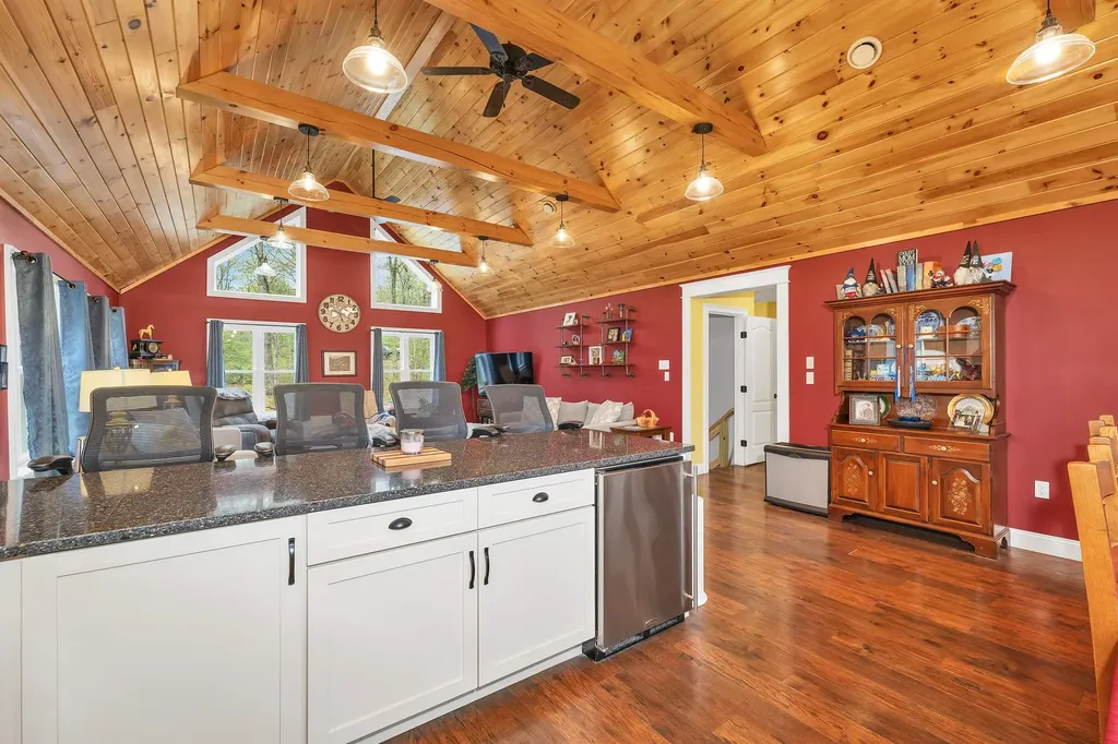 29 Reservoir Heights Road Plymouth NH 03264