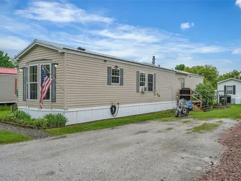 21 Middle Road Swanton VT 05488