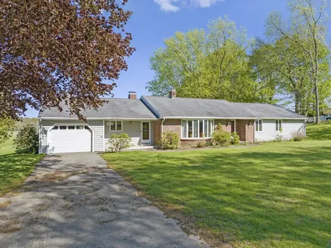 44 Weare Road Seabrook NH 03874