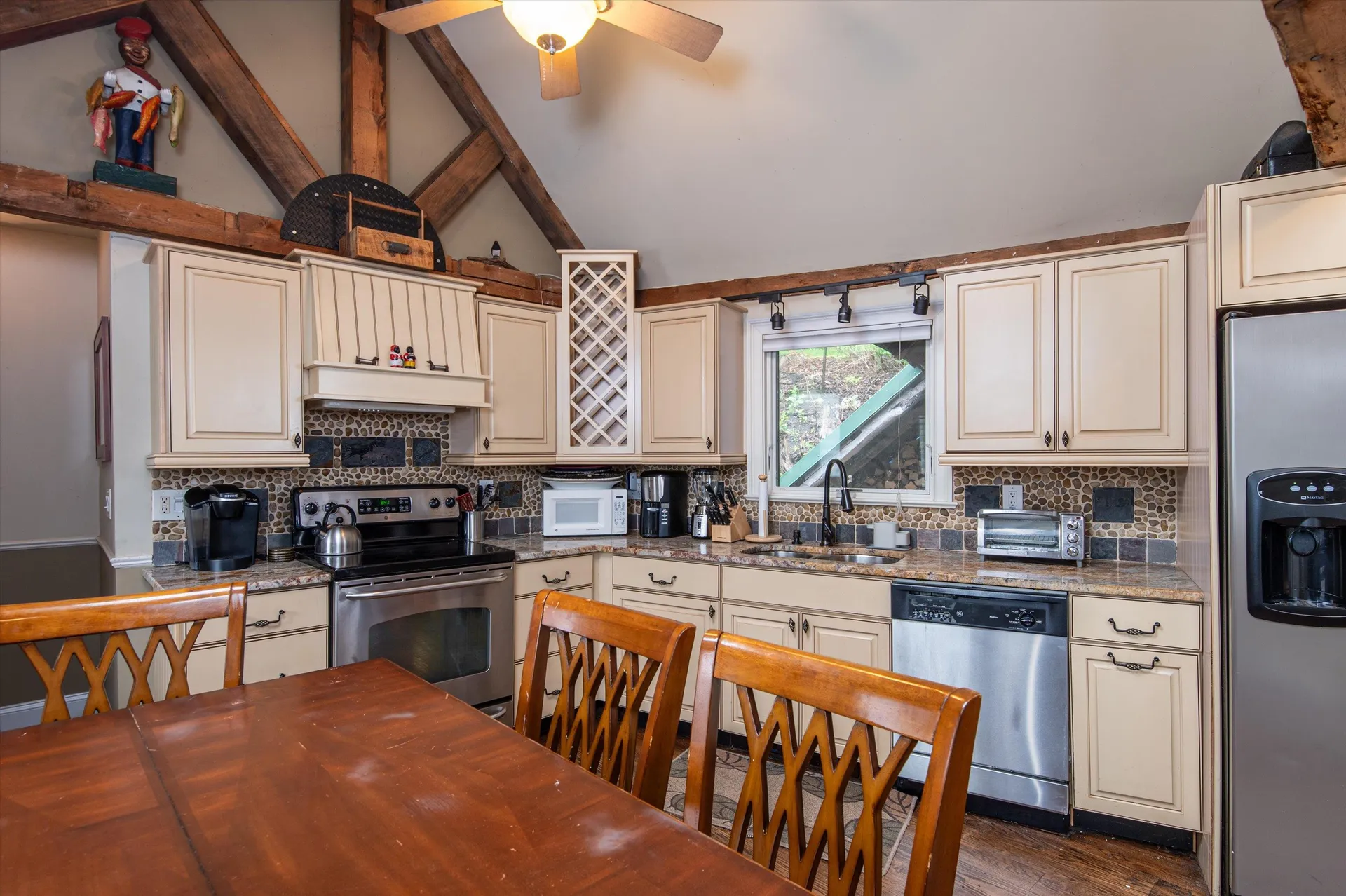 5 N Main Street Wilmington VT 05363