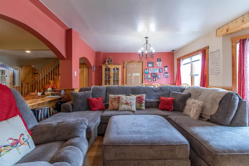 3887 Us Route 5 Burke VT 05832