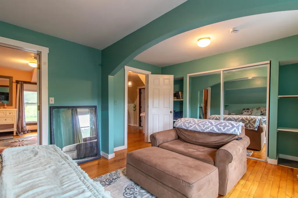 3887 Us Route 5 Burke VT 05832