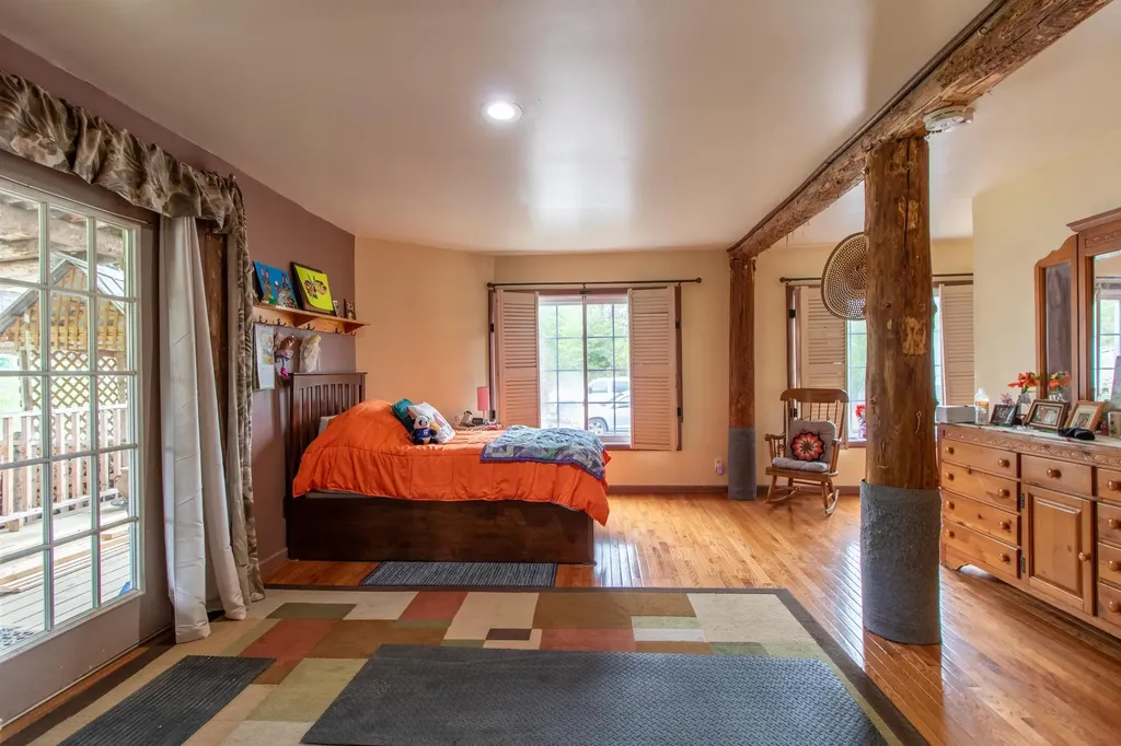 3887 Us Route 5 Burke VT 05832