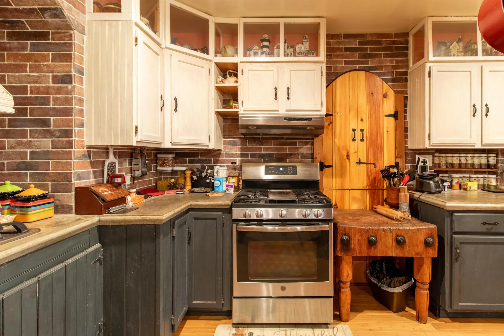 3887 Us Route 5 Burke VT 05832