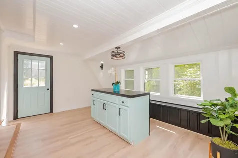 42 College Road Stratham NH 03885