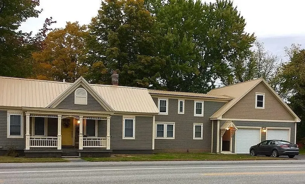 22 Chestnut Street Claremont NH 03743