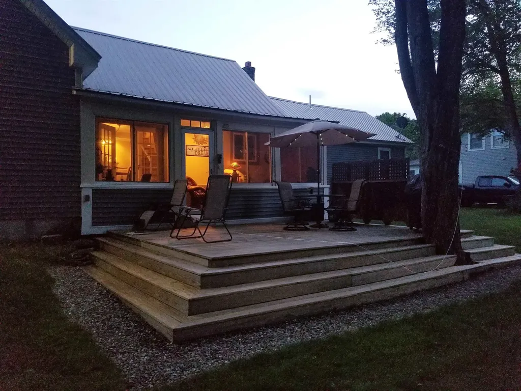 22 Chestnut Street Claremont NH 03743