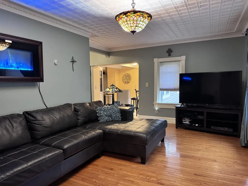 22 Chestnut Street Claremont NH 03743