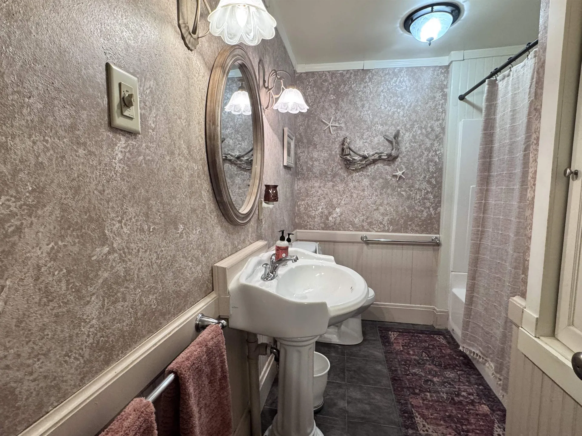 22 Chestnut Street Claremont NH 03743