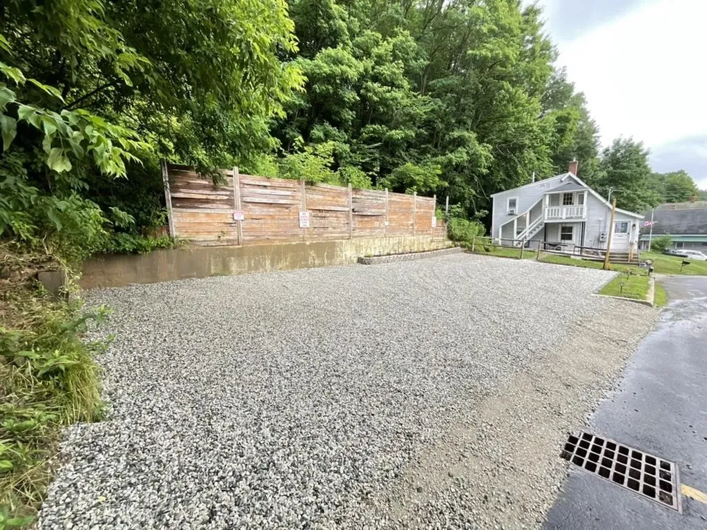9 Granite Street Hooksett NH 03106