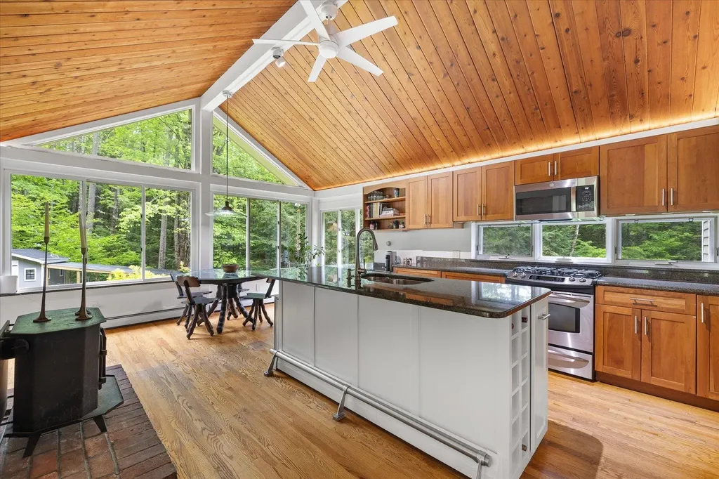 22 Acrebrook Road Keene NH 03431