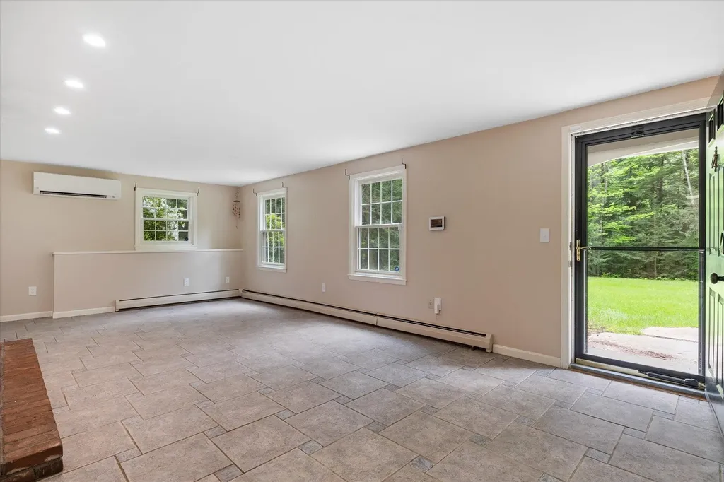 22 Acrebrook Road Keene NH 03431