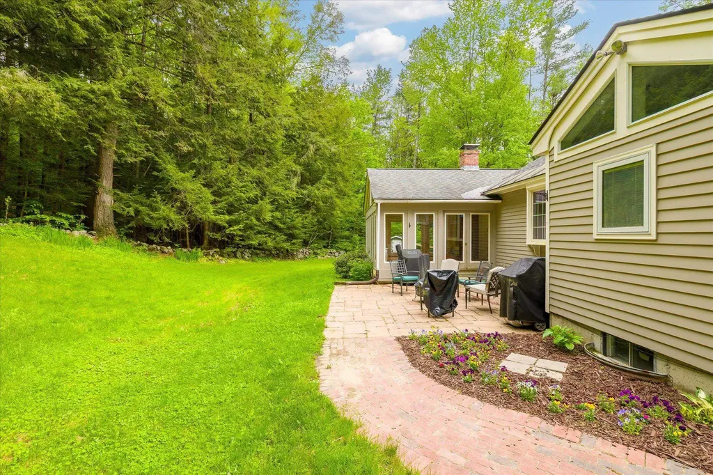 22 Acrebrook Road Keene NH 03431