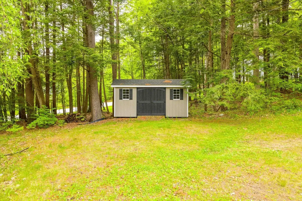 22 Acrebrook Road Keene NH 03431