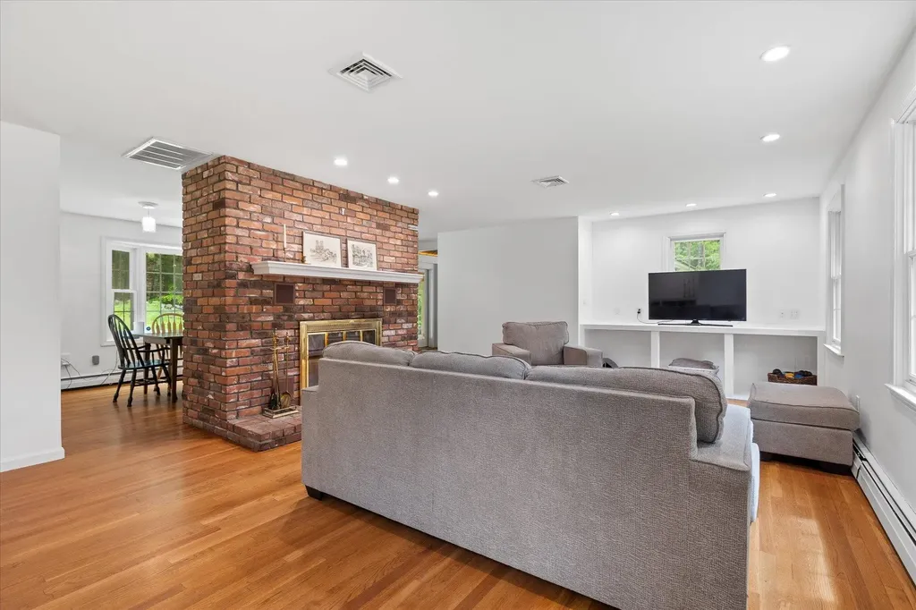 22 Acrebrook Road Keene NH 03431