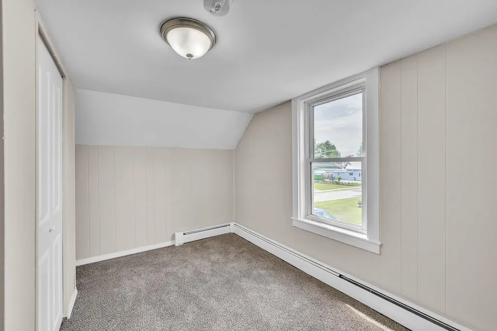 149 Pearl Street St. Albans City VT 05478-2122