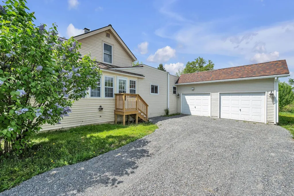 149 Pearl Street St. Albans City VT 05478-2122