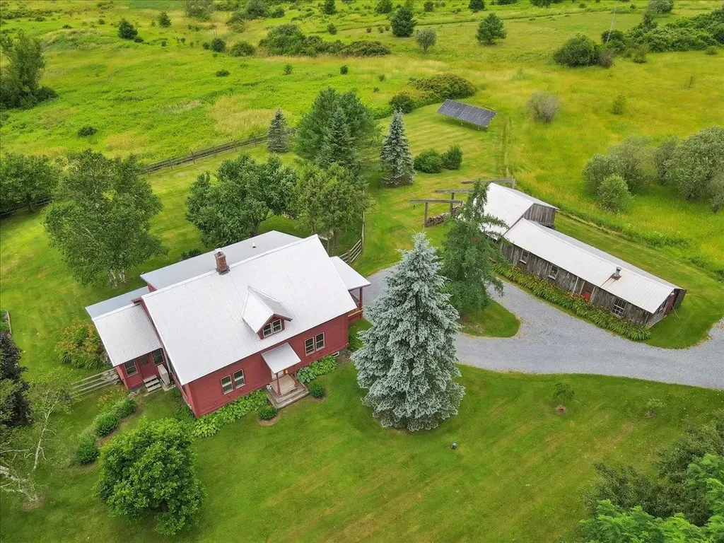 3300 Baldwin Road Hinesburg VT 05461