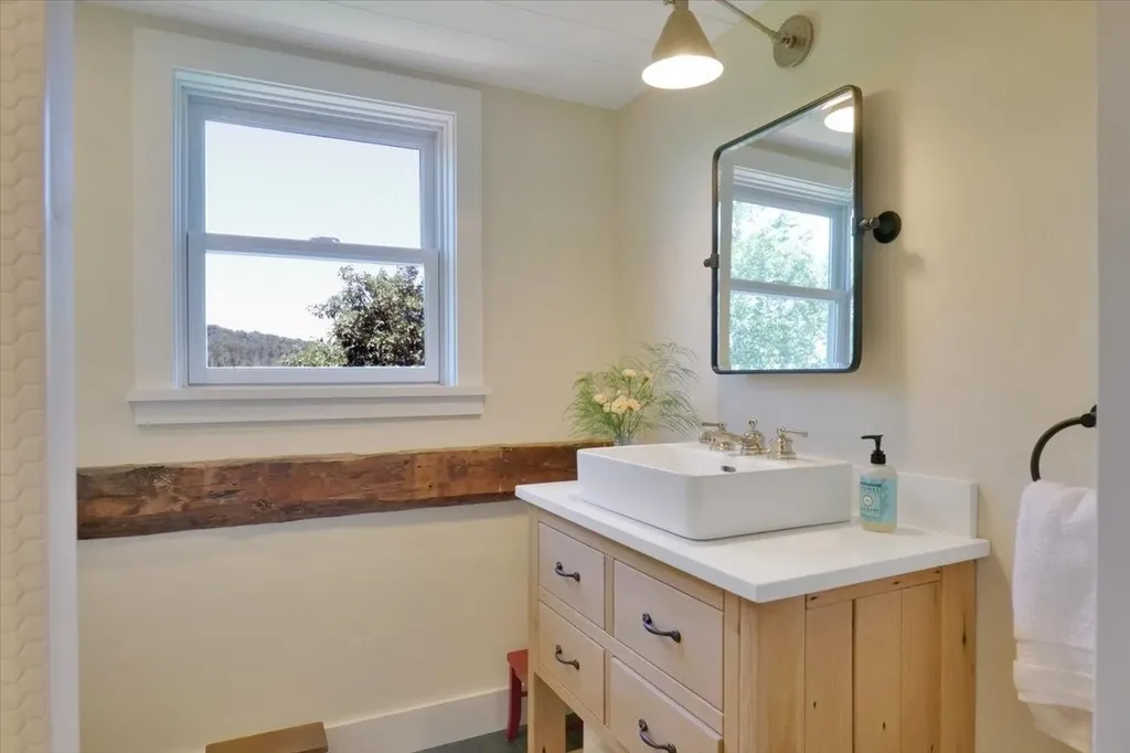 3300 Baldwin Road Hinesburg VT 05461