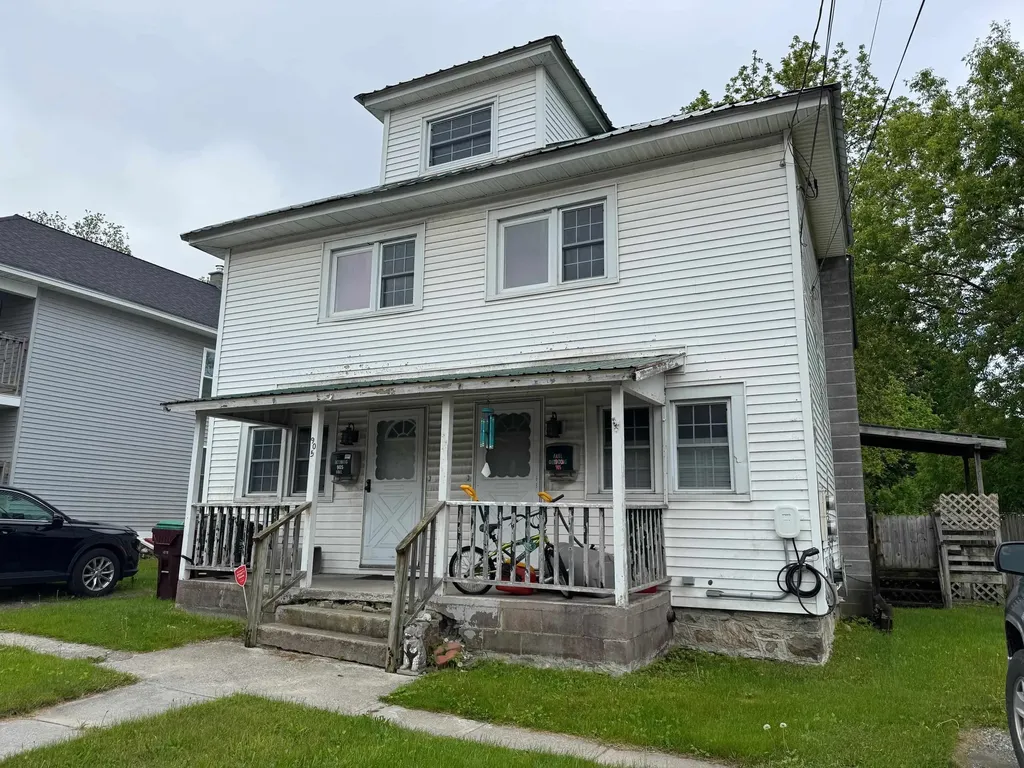 905 County Street Bennington VT 05201