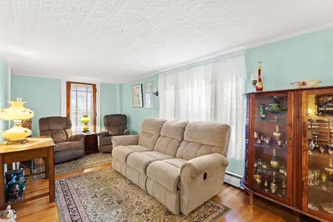166 New Boston Road Goffstown NH 03045
