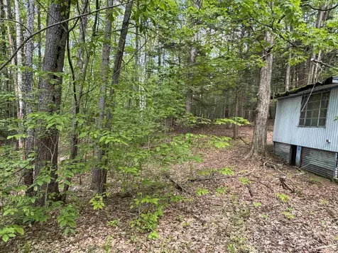37 Fred Houghton Road Putney VT 05346