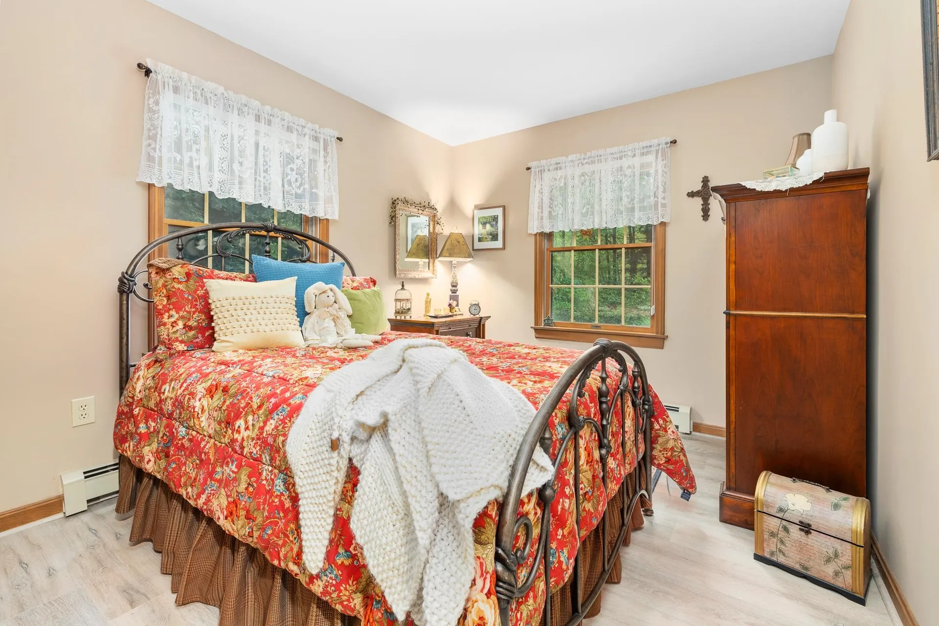 8 Mill Pond Road Grantham NH 03753