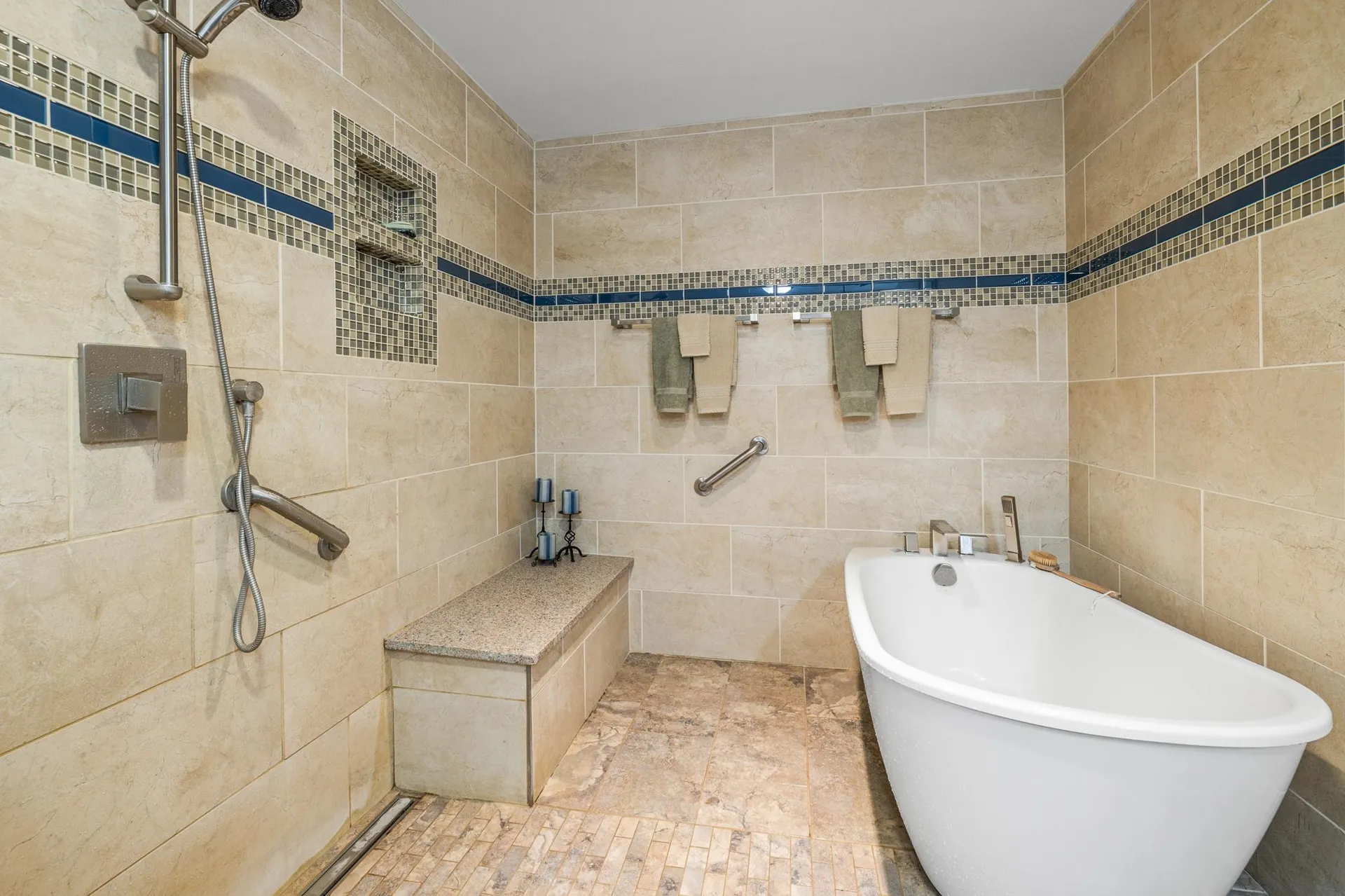 8 Mill Pond Road Grantham NH 03753