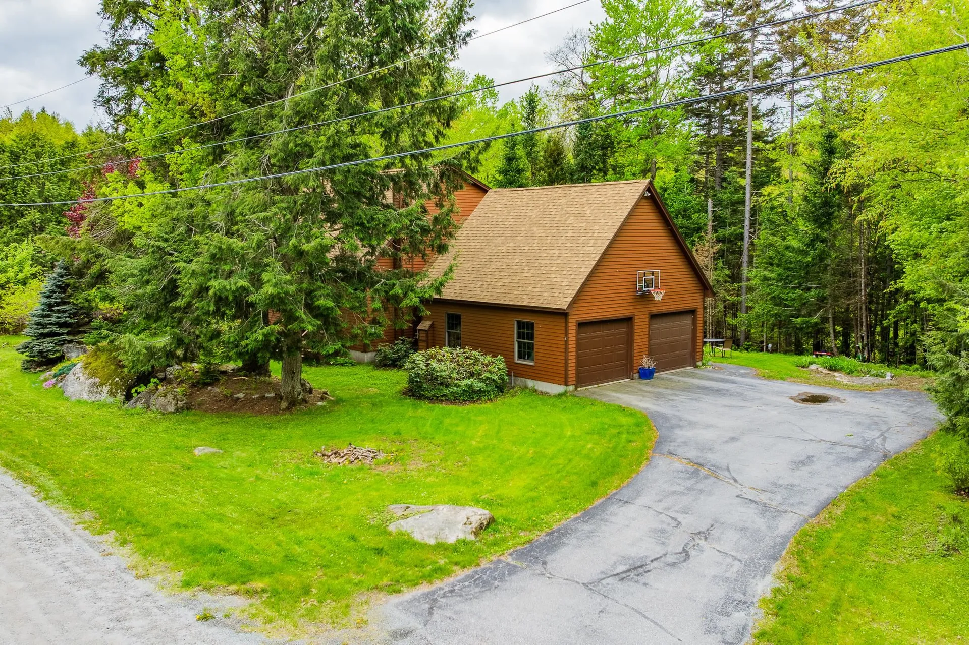 8 Mill Pond Road Grantham NH 03753