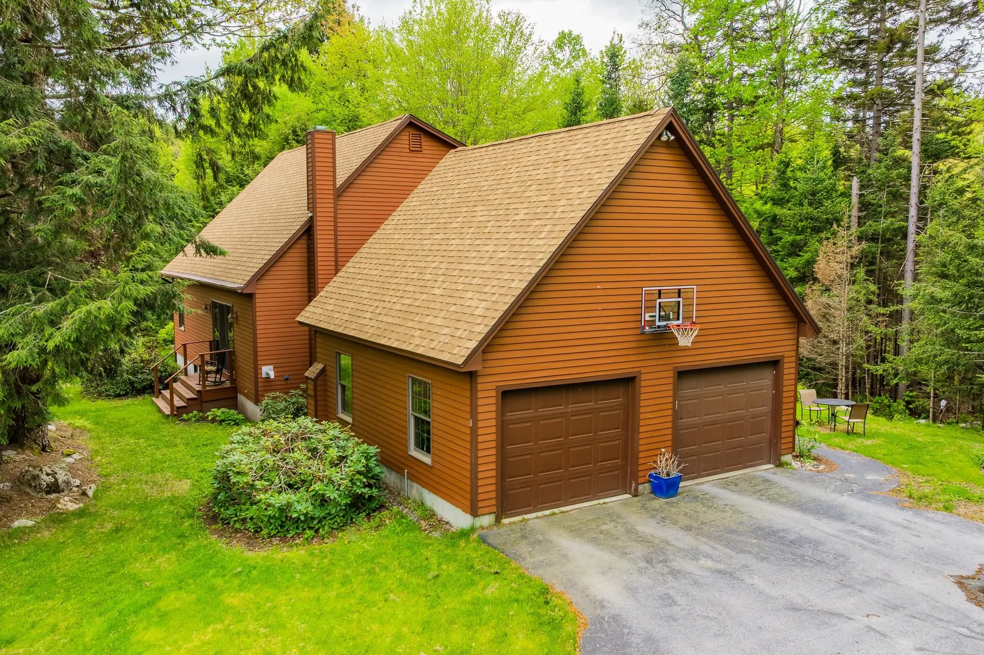 8 Mill Pond Road Grantham NH 03753