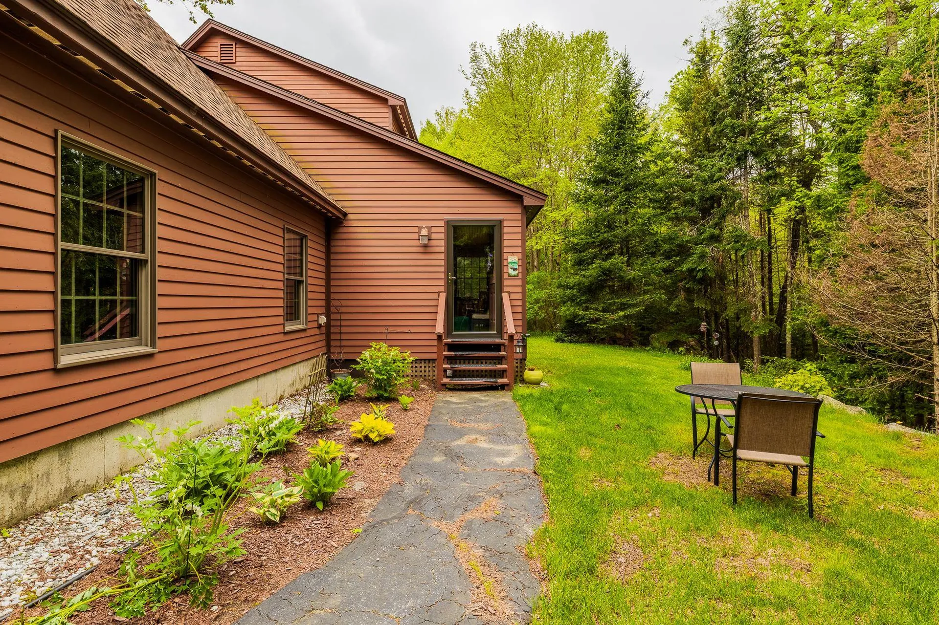 8 Mill Pond Road Grantham NH 03753