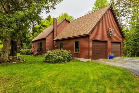 8 Mill Pond Road Grantham NH 03753