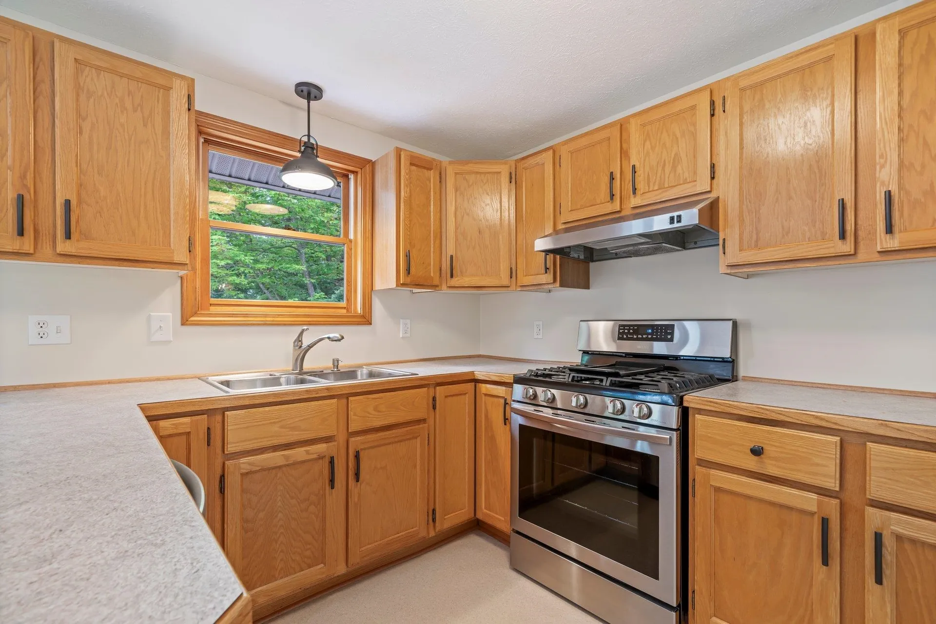 40 Trolley Street Manchester NH 03103