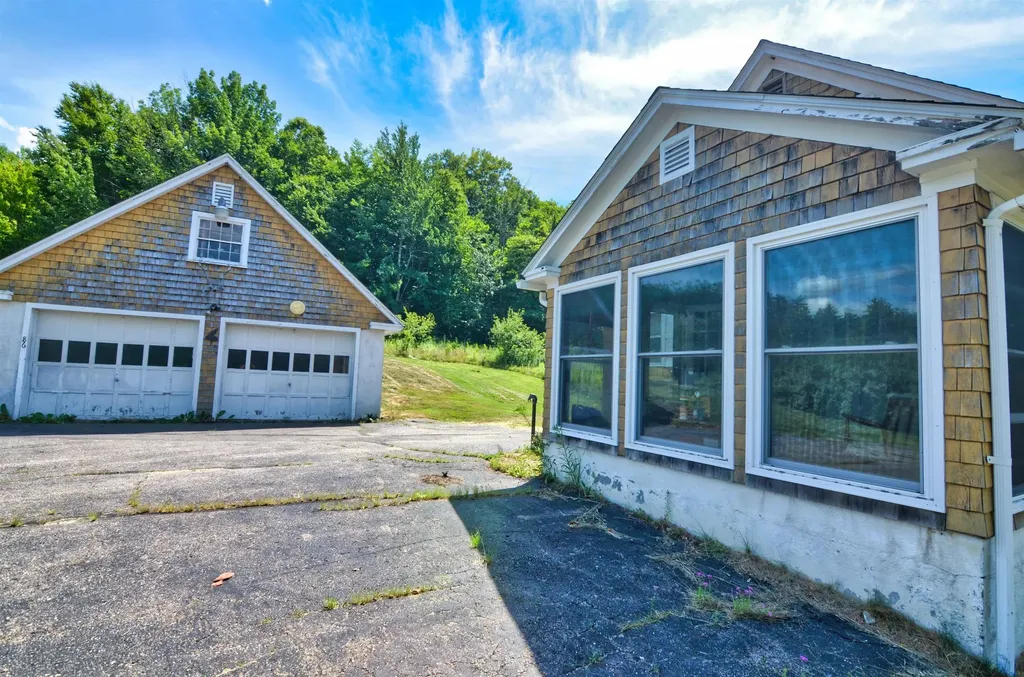 86 Hall Road Andover NH 03216