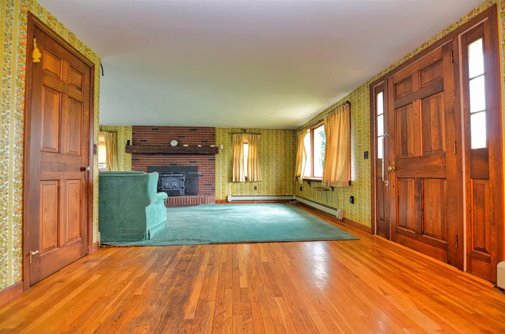 86 Hall Road Andover NH 03216
