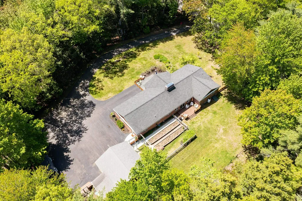 32 Four Rod Road Rochester NH 03867