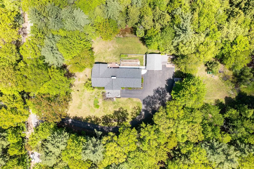 32 Four Rod Road Rochester NH 03867